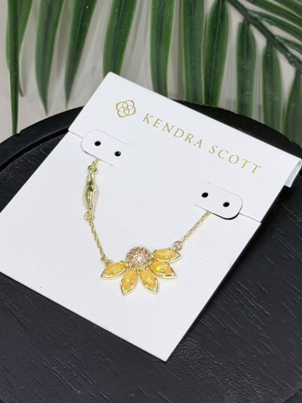 Kendra Scott Sunflower Pendant Necklace